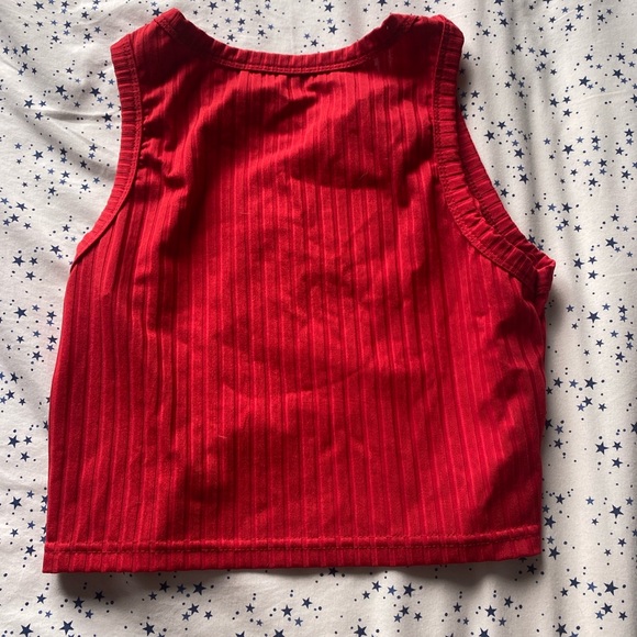 Women’s red cropped tank. In great condition. - Picture 3 of 3